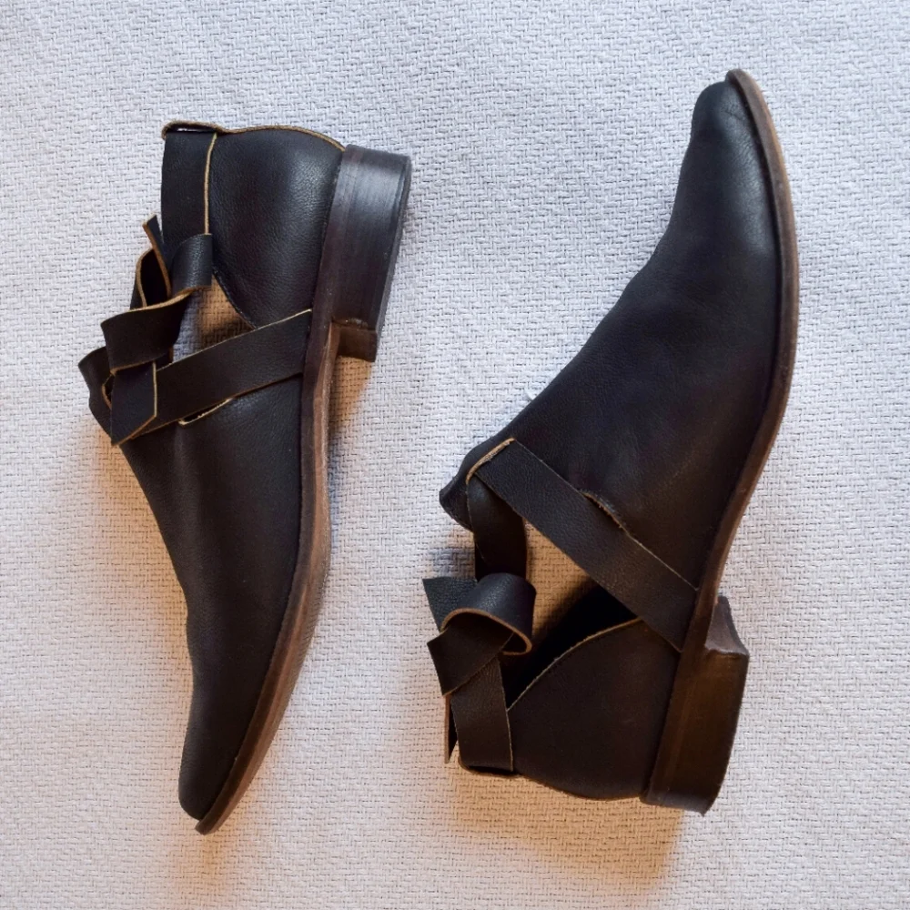 Kelsi Dagger Brooklyn Ashton ankle tie boots in dark navy - Picture 1 of 6